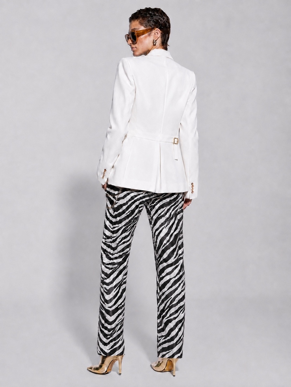 NWT DION LEE $980 Ivory Cinch-Back Oversized Blazer Gold Hardware Luxe Runway - Picture 3 of 15